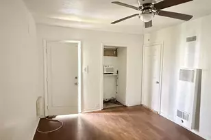 1201 22nd Ave S, Saint Petersburg, FL 33705 - Photo 9