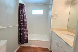 10346 S Lake Dr, Largo, FL 33773 - Photo 31