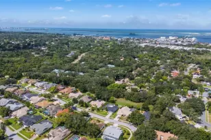 2807 Resnik Cir W, Palm Harbor, FL 34683 - Photo 45