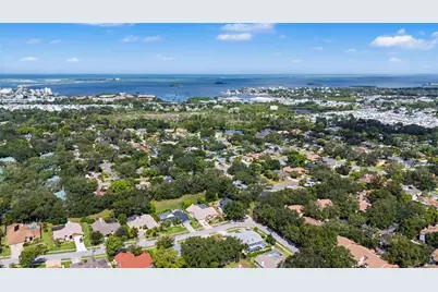 2807 Resnik Circle W, Palm Harbor, FL 34683 - Photo 47
