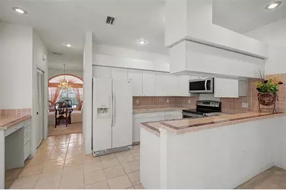 2807 Resnik Circle W, Palm Harbor, FL 34683 - Photo 13