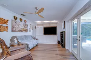 901 Woodview Dr, Brandon, FL 33511 - Photo 15