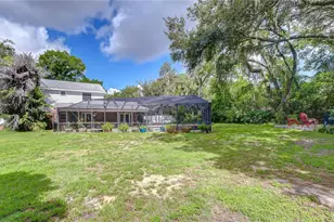 901 Woodview Dr, Brandon, FL 33511 - Photo 33