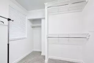 901 Woodview Dr, Brandon, FL 33511 - Photo 23