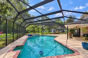 901 Woodview Dr, Brandon, FL 33511 - Photo 29
