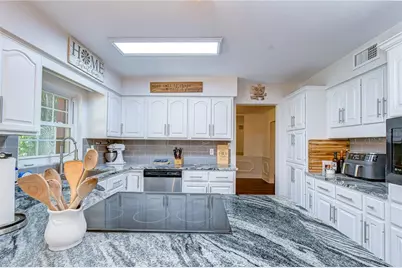 901 Woodview Drive, Brandon, FL 33511 - Photo 11