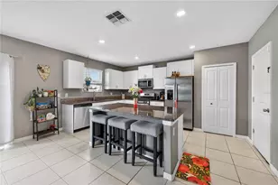 10291 Shady Preserve Dr, Riverview, FL 33578 - Photo 9