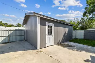 1406 E 21st Ave, Tampa, FL 33605 - Photo 17