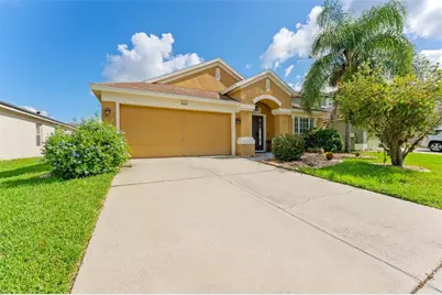 30407 Stapleton Street, Wesley Chapel, FL 33545 - Photo 3