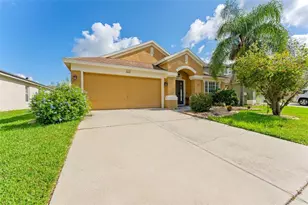30407 Stapleton St, Wesley Chapel, FL 33545 - Photo 3