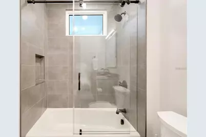 372 6th Street S #12, Saint Petersburg, FL 33701 - Photo 39