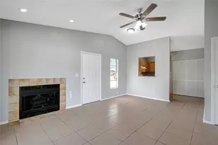 1212 Coolmont Dr, Brandon, FL 33511 - Photo 9