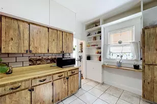 210 W Floribraska Ave, Tampa, FL 33603 - Photo 17
