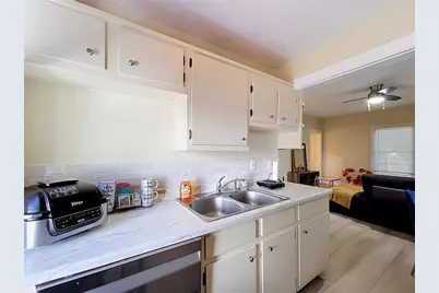 210 W Floribraska Avenue, Tampa, FL 33603 - Photo 49