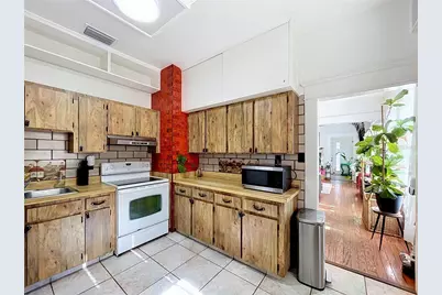 210 W Floribraska Avenue, Tampa, FL 33603 - Photo 19