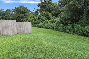 540 Lindsay Anne Ct, Plant City, FL 33563 - Photo 13