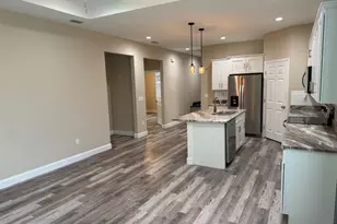 540 Lindsay Anne Ct, Plant City, FL 33563 - Photo 5
