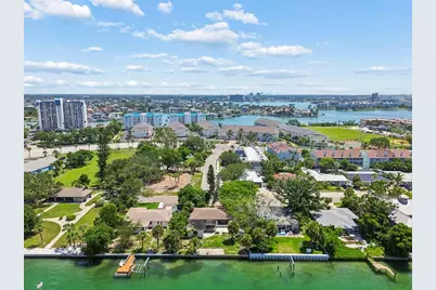 9300 Gulf Boulevard, Saint Pete Beach, FL 33706 - Photo 9