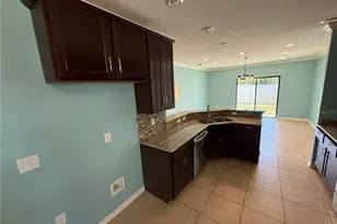 3920 Willow Walk Dr, Palmetto, FL 34221 - Photo 5