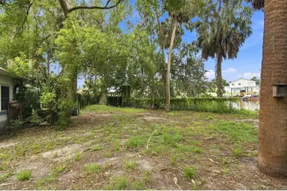 11301 Sylvan Green Lane, Riverview, FL 33569 - Photo 13