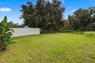 7838 Carriage Pointe Dr, Gibsonton, FL 33534 - Photo 47