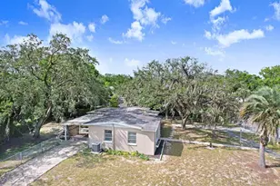 1228 Academy Ave, Spring Hill, FL 34606 - Photo 3