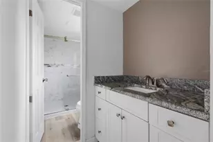 36131 Zinnia St, Zephyrhills, FL 33541 - Photo 11