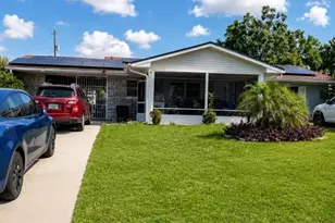 811 Hillside Ave, Lake Wales, FL 33853 - Photo 1