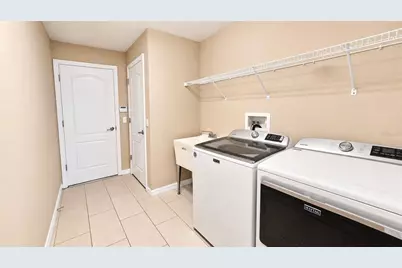 10619 Mistflower Lane, Tampa, FL 33647 - Photo 19