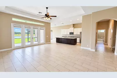 10619 Mistflower Lane, Tampa, FL 33647 - Photo 3