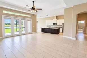 10619 Mistflower Ln, Tampa, FL 33647 - Photo 3