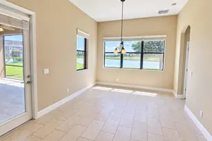10619 Mistflower Ln, Tampa, FL 33647 - Photo 7
