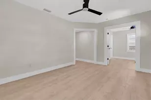 104 W Lambright St, Tampa, FL 33604 - Photo 7