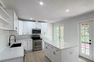 104 W Lambright St, Tampa, FL 33604 - Photo 29