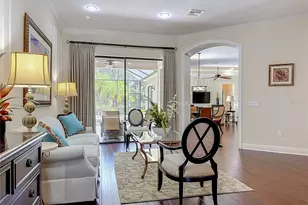 7668 Silverwood Ct, Lakewood Ranch, FL 34202 - Photo 5