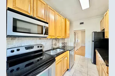 2117 W Dekle Avenue #D1, Tampa, FL 33606 - Photo 11