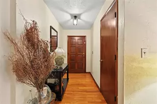 4910 Foxrun Pl, Lakeland, FL 33813 - Photo 7
