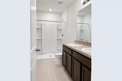 32935 Kaloko Road, Wesley Chapel, FL 33543 - Photo 5