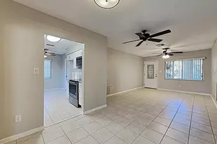 7481 Oak St NE, Saint Petersburg, FL 33702 - Photo 3