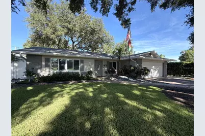 703 23rd Street SW, Largo, FL 33770 - Photo 3