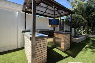 703 23rd St SW, Largo, FL 33770 - Photo 33