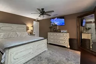 703 23rd St SW, Largo, FL 33770 - Photo 21