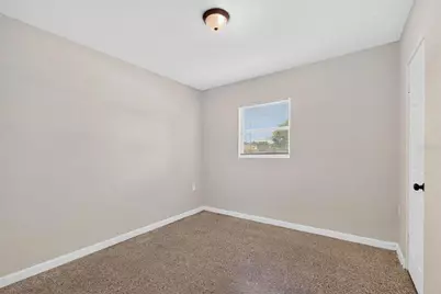 1901 Melrose Avenue S, Saint Petersburg, FL 33712 - Photo 11