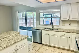 14752 Morning Dr, Lutz, FL 33559 - Photo 11