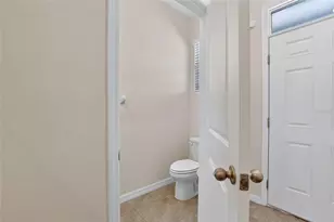3816 Sunflower Fld Pl, Plant City, FL 33565 - Photo 5