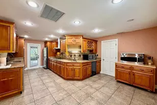 1103 Ballinger Rd, Lutz, FL 33548 - Photo 19