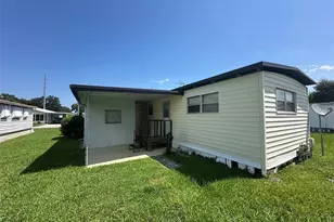 37528 Attica Ave, Zephyrhills, FL 33542 - Photo 5