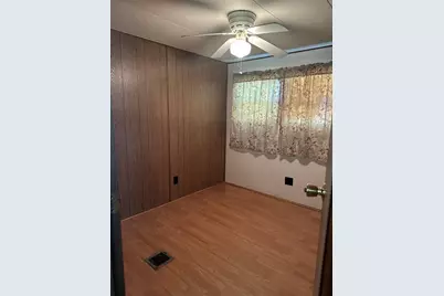 37528 Attica Avenue, Zephyrhills, FL 33542 - Photo 17