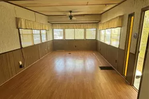 37528 Attica Ave, Zephyrhills, FL 33542 - Photo 13
