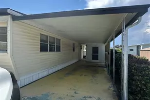 37528 Attica Ave, Zephyrhills, FL 33542 - Photo 9